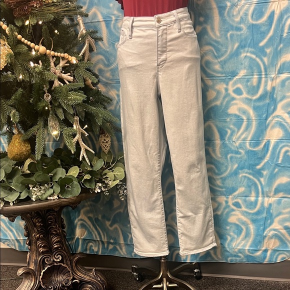 Athleta Women's Straight Leg Cream Jeans - Picture 1 of 5